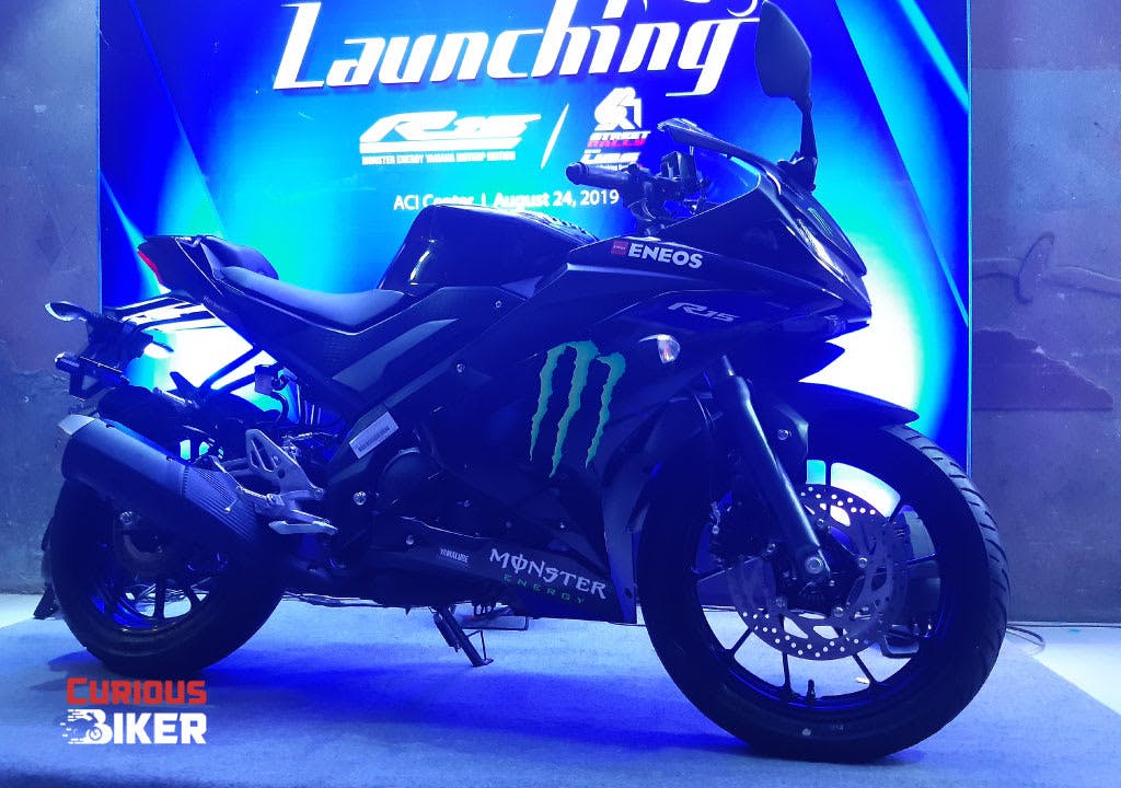 2019 Yamaha R15 V3 Monster Energy MotoGP Edition Launching